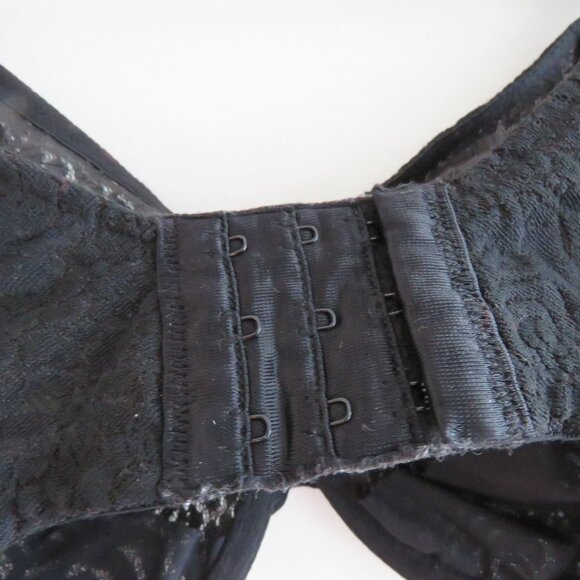 WACOAL Halo Lace Moulded Bra in Black Floral - Size 32G - Picture 10 of 12